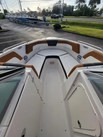 Slide: The Image of Chaparral 23 SSi OB 2025 - 39