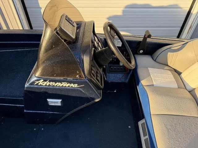 Slide: The Image of Cajun 170 Adventure 1995 - 14