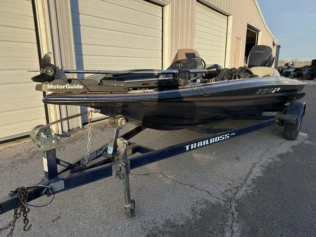 Slide: The Image of Cajun 170 Adventure 1995 - 5