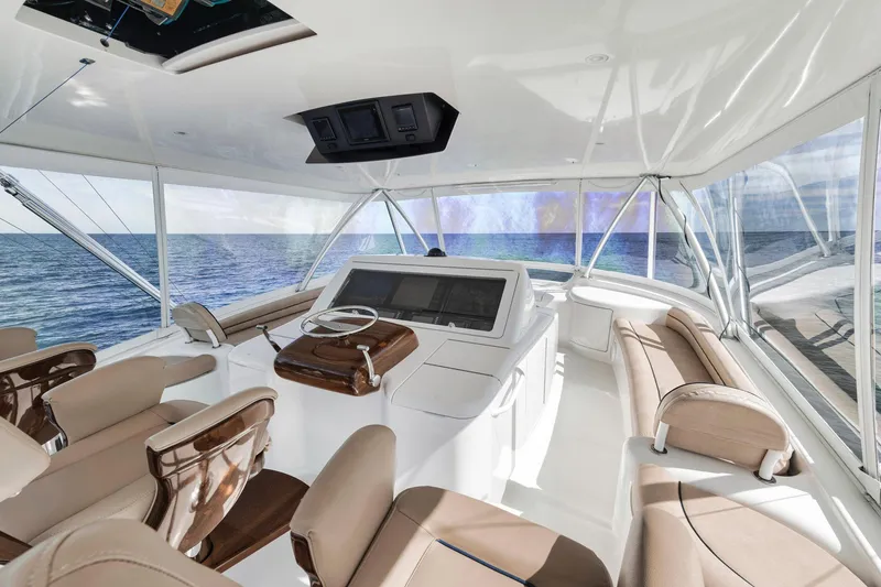 Slide: The Image of Viking 70 Convertible 2015 - 59