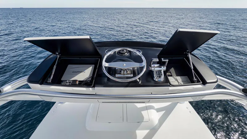 Slide: The Image of Viking 70 Convertible 2015 - 70