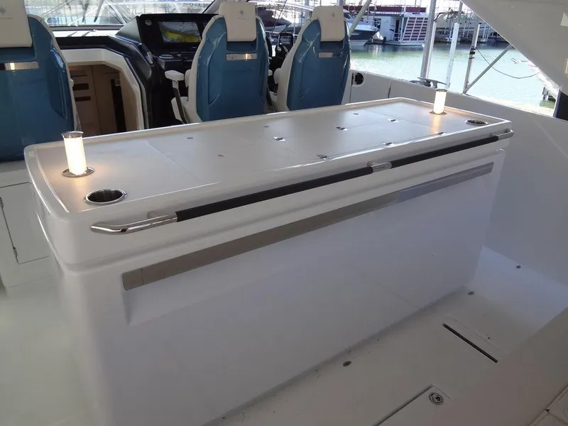 Slide: The Image of Jeanneau DB/43 OB 2025 - 56