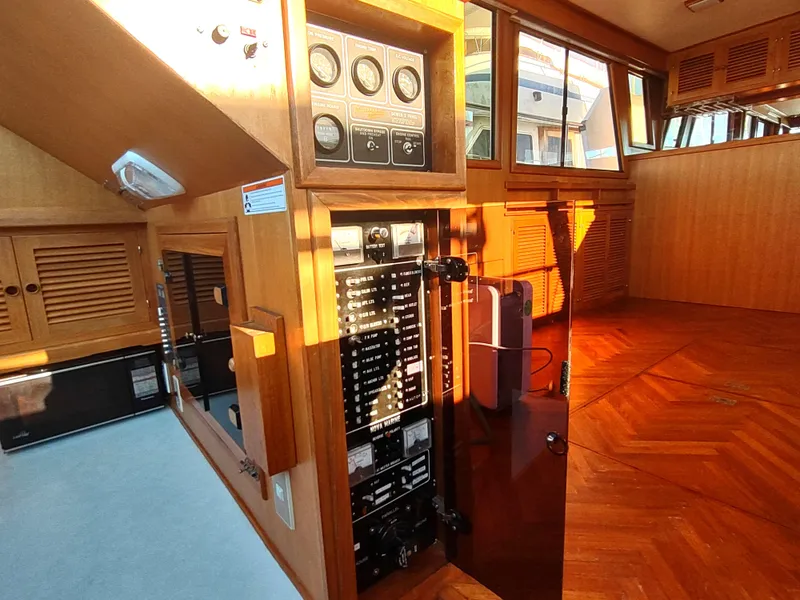 Slide: The Image of Nova 48 Cockpit Motor Yacht 1986 - 52