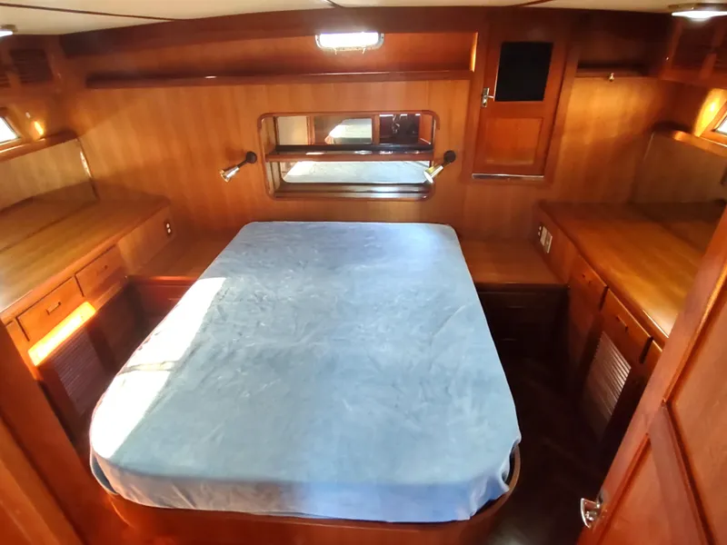 Slide: The Image of Nova 48 Cockpit Motor Yacht 1986 - 68