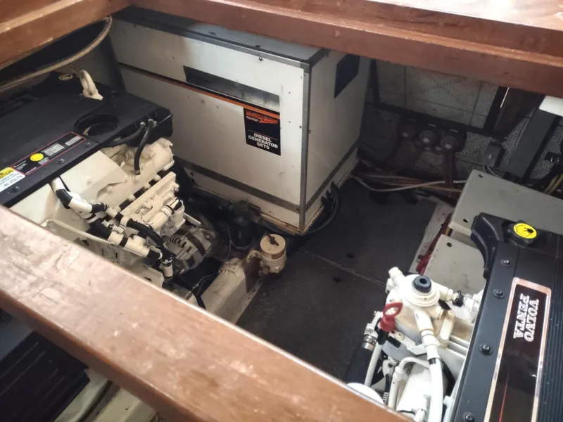 Slide: The Image of Nova 48 Cockpit Motor Yacht 1986 - 82