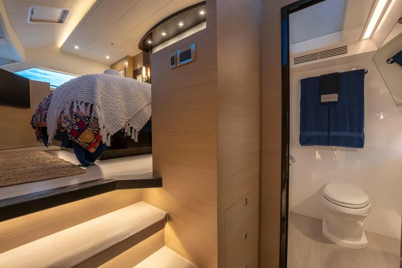 Slide: The Image of Luxurious Horizon PC60 yacht interior with cozy bedroom and modern bathroom, 2020 model. - 20