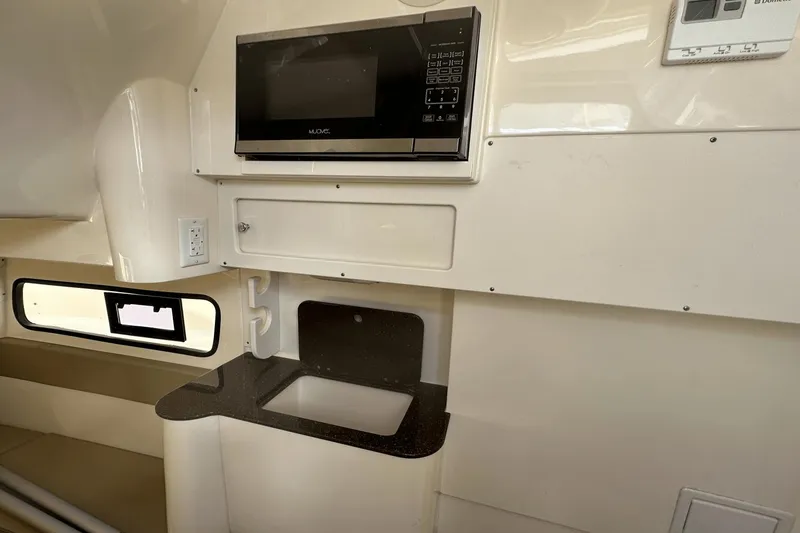 Slide: The Image of Scout 350 Lxf 2017 - 15