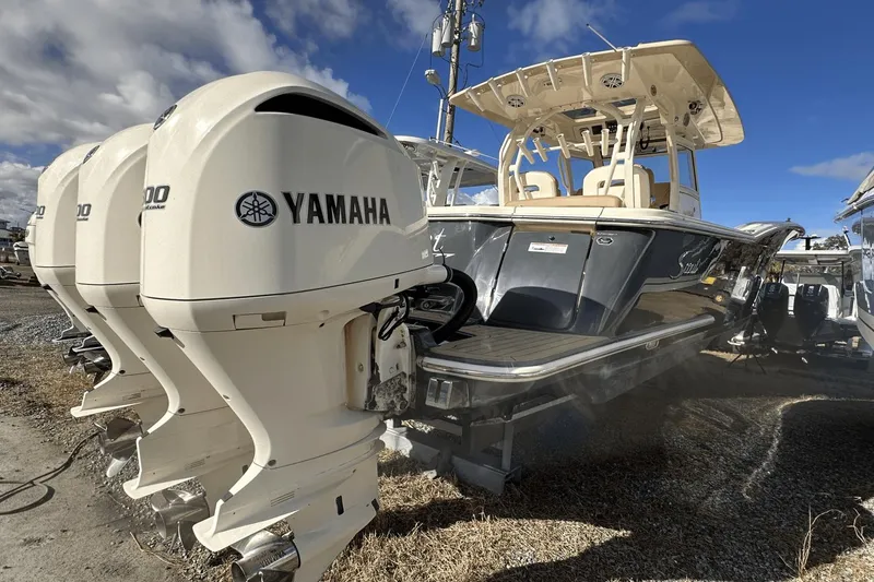 Slide: The Image of Scout 350 Lxf 2017 - 2