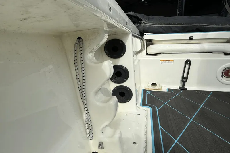 Slide: The Image of NauticStar 2200 TORNAMENT 2010 - 19