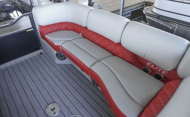 Slide: The Image of SunCatcher Elite 326SS 2025 - 13