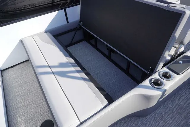 Slide: The Image of SunCatcher Select 324SL 2025 - 10