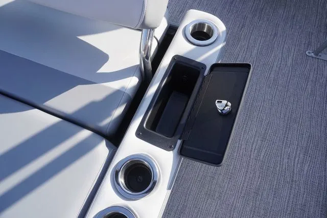 Slide: The Image of SunCatcher Select 324SL 2025 - 11