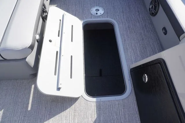 Slide: The Image of SunCatcher Select 324SL 2025 - 24