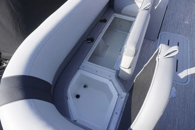 Slide: The Image of SunCatcher Select 324SL 2025 - 30