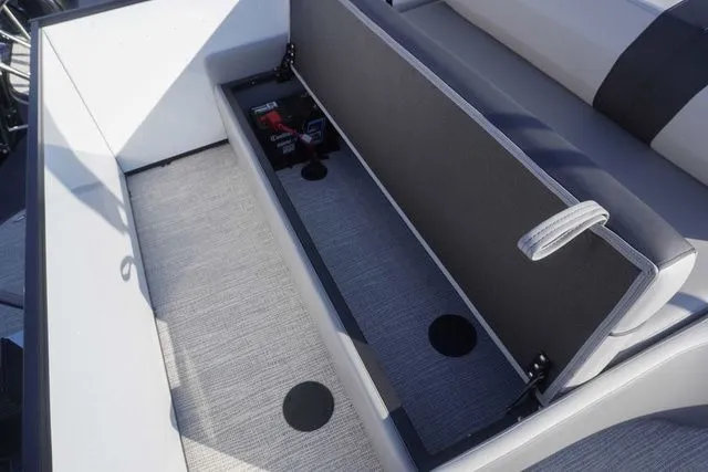 Slide: The Image of SunCatcher Select 324SL 2025 - 9