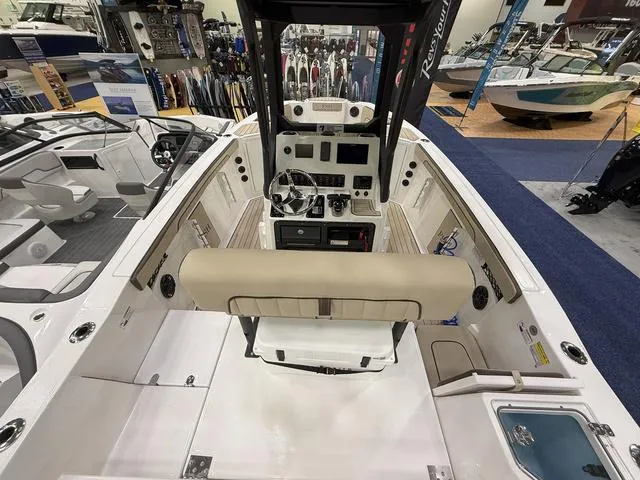 Slide: The Image of Yamaha 222 FSH Sport E 2025 - 5