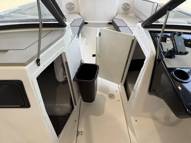 Slide: The Image of Yamaha SX220 2025 - 18