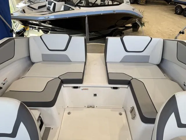 Slide: The Image of Yamaha SX220 2025 - 8