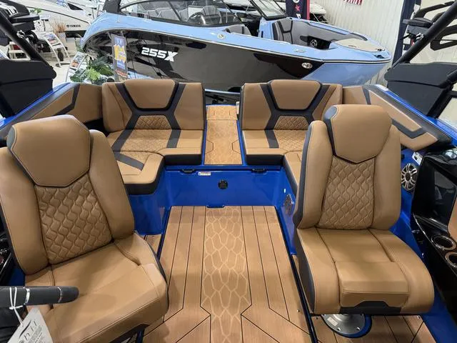 Slide: The Image of Yamaha 222XE 2025 - 10