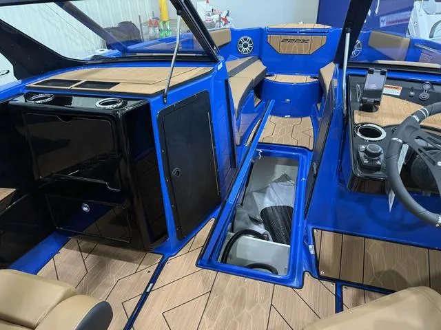 Slide: The Image of Yamaha 222XE 2025 - 14