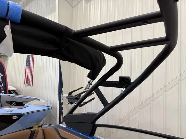 Slide: The Image of Yamaha 222XE 2025 - 26