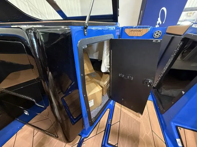 Slide: The Image of Yamaha 222XE 2025 - 16