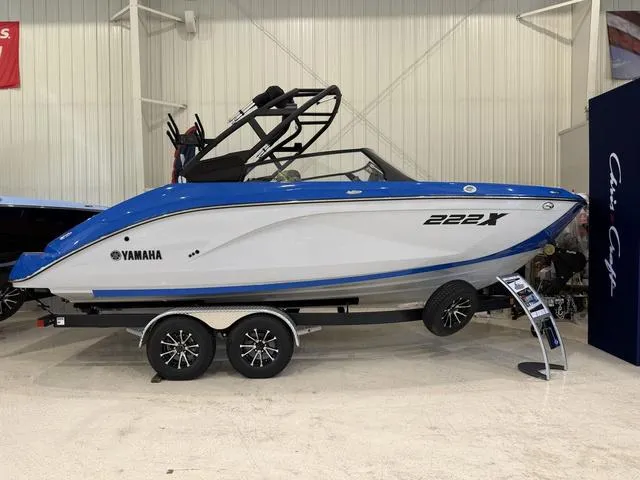 Slide: The Image of Yamaha 222XE 2025 - 2