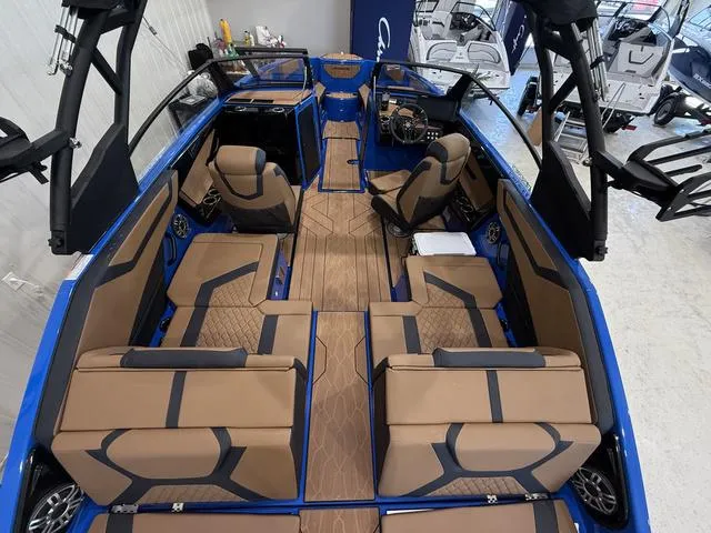 Slide: The Image of Yamaha 222XE 2025 - 25