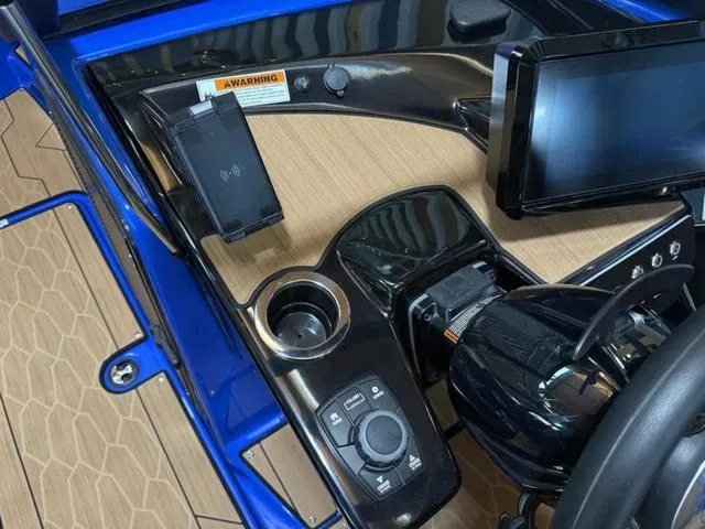 Slide: The Image of Yamaha 222XD 2025 - 13