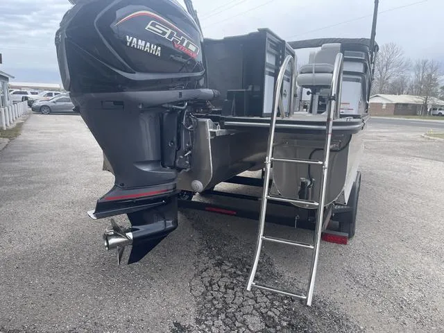 Slide: The Image of SunCatcher Select 322RF 2025 - 6