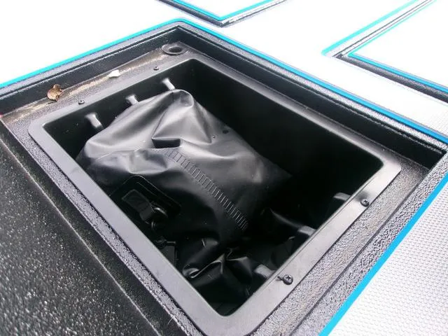 Slide: The Image of Xpress H18C Crappie 2025 - 8