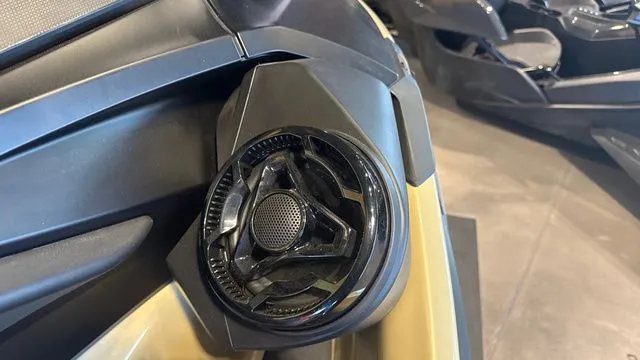 Slide: The Image of Sea-Doo RXT-X 325 WITH SOUND SYSTEM 2025 - 14