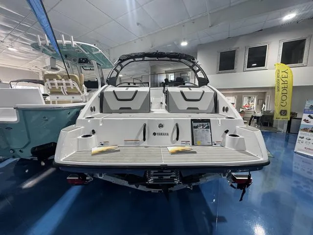 Slide: The Image of Yamaha AR220 2025 - 7