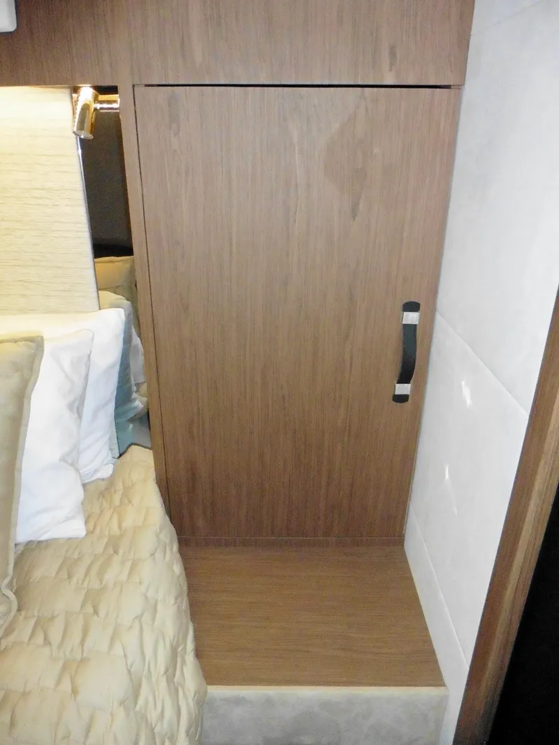 Slide: The Image of Jeanneau Leader 46 2017 - 57