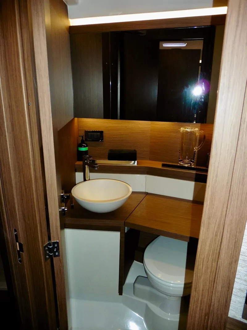 Slide: The Image of Jeanneau Leader 46 2017 - 64