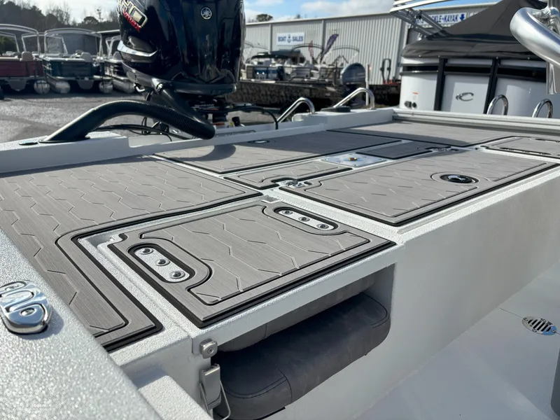 Slide: The Image of Avid 23 FSX 2025 - 11