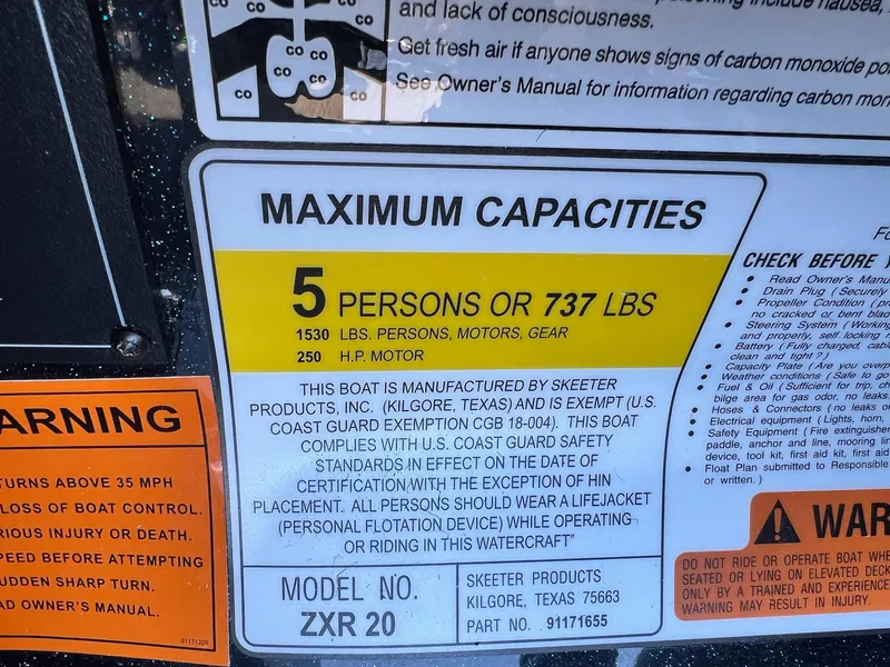 Slide: The Image of 2025 Skeeter ZXR 20 SE capacity label: 5 persons, 737 lbs, 250 HP motor. - 32
