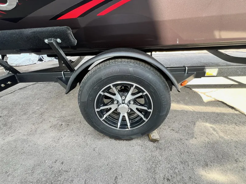 Slide: The Image of G3 Sportsman 1810 2025 - 30