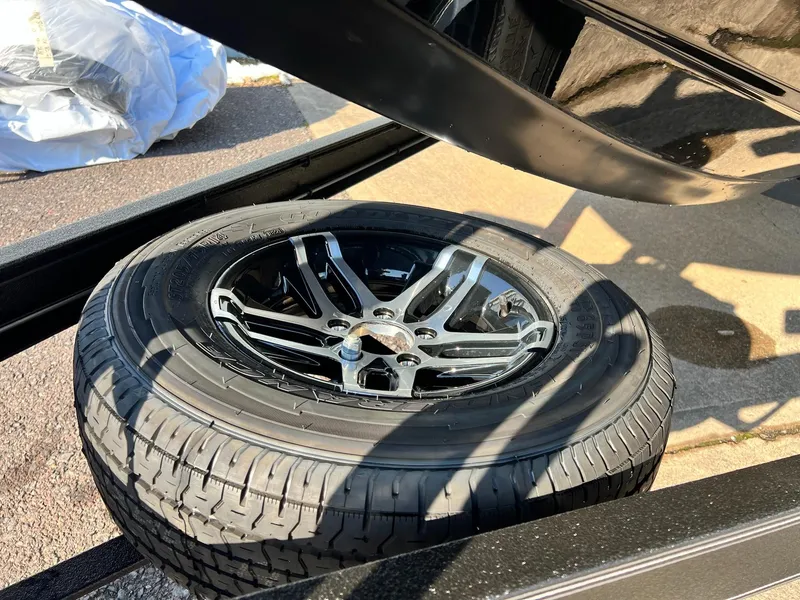 Slide: The Image of Skeeter ZXR21 2025 - 18