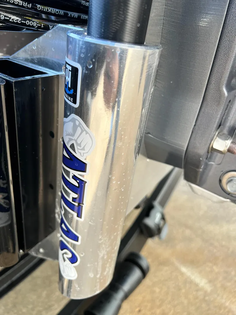 Slide: The Image of Skeeter ZXR21 2025 - 3