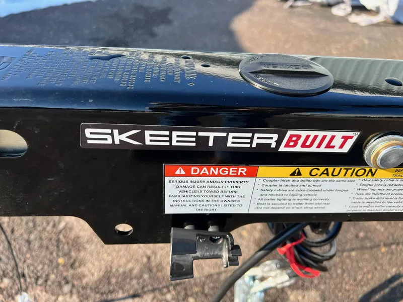 Slide: The Image of Skeeter ZXR21 2025 - 31