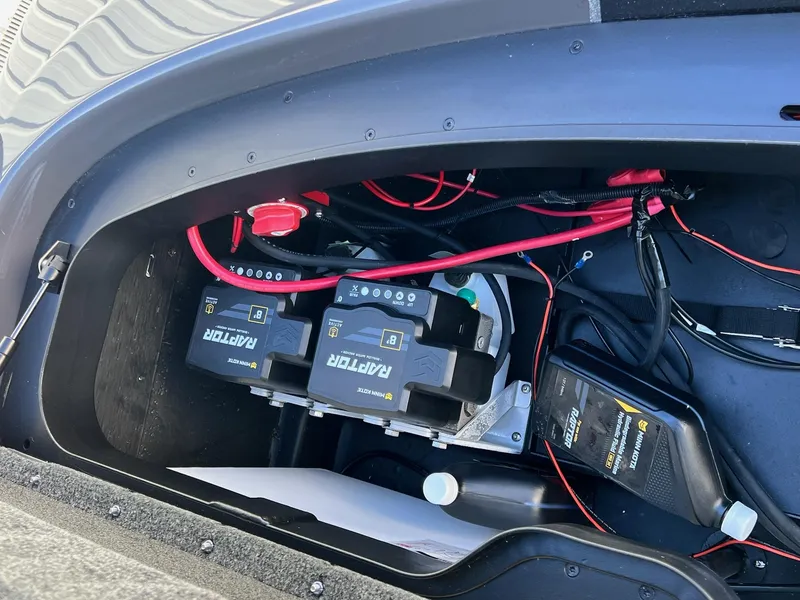 Slide: The Image of Skeeter ZXR21 2025 - 8