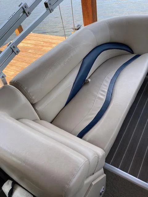 Slide: The Image of Image 9 - 9