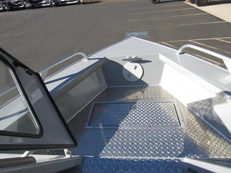 Slide: The Image of Hewescraft 190 Sea Runner ET 2025 - 16