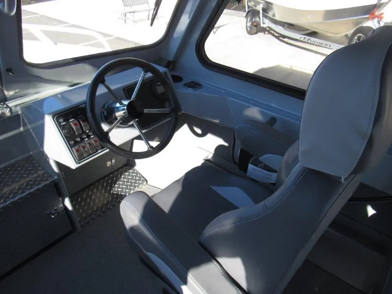 Slide: The Image of Hewescraft 210 Sea Runner ET HT 2025 - 12