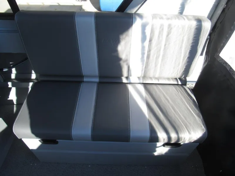 Slide: The Image of Hewescraft 210 Sea Runner ET HT 2025 - 15