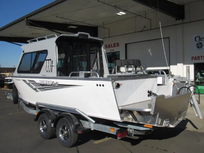 Slide: The Image of Hewescraft 210 Sea Runner ET HT 2025 - 3