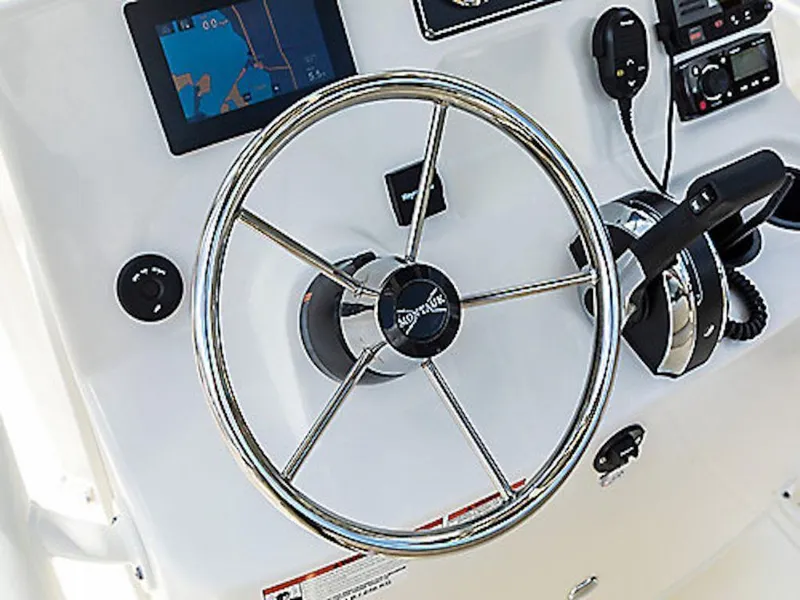 Slide: The Image of Boston Whaler 190 Montauk 2025 - 6