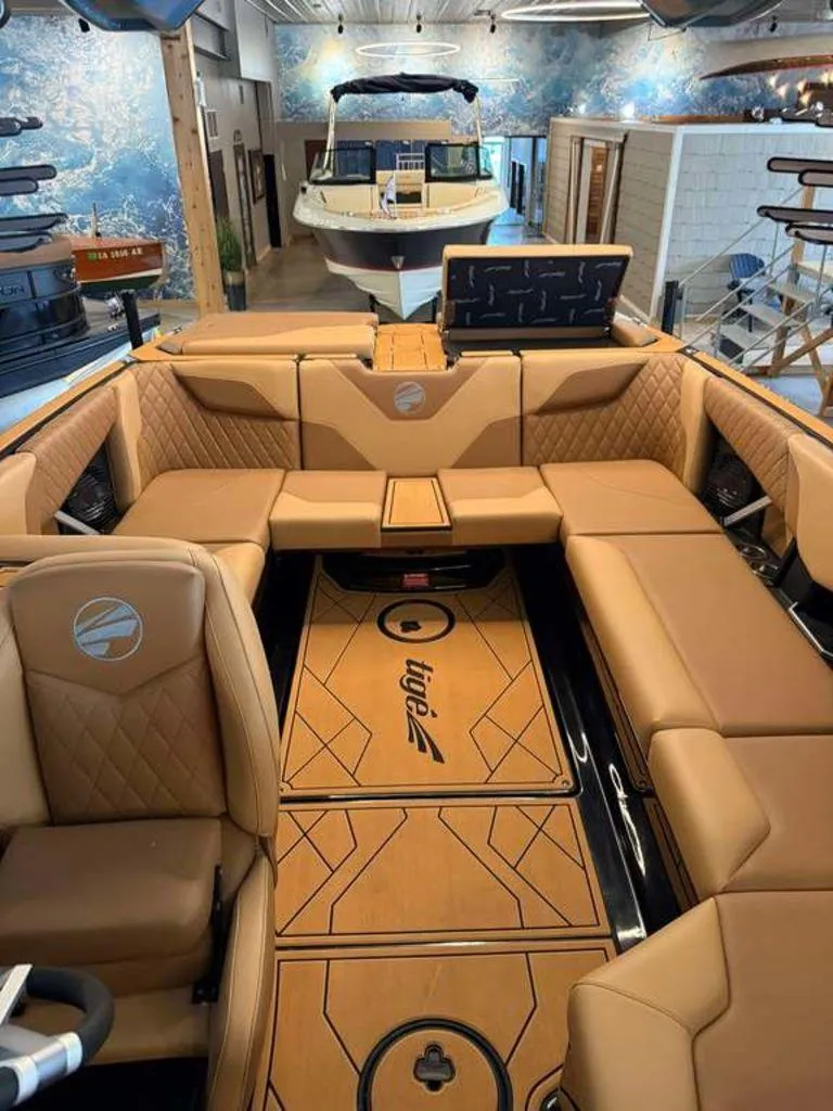 Slide: The Image of Tigé Z3 2025 - 7