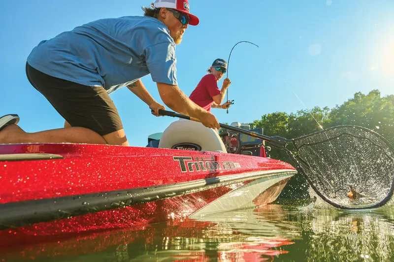 Slide: The Image of Triton 20XP Patriot 2025 - 111